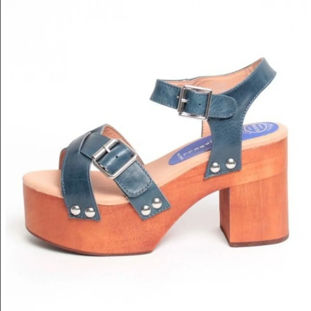 Jeffrey Campbell Blue Leather Platform Sandals - Picture 1 of 5